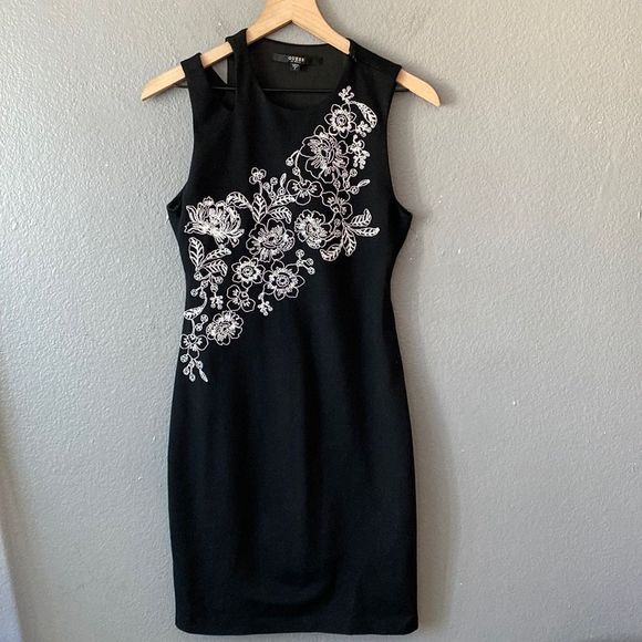 Guess Floral Black Embroidered Dress - Picture 3 of 17